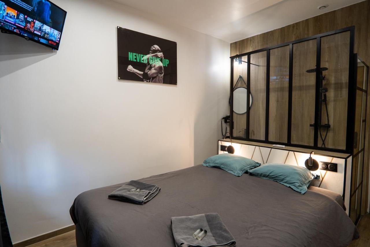 Capsule Wellness - Sauna - Balneo - Machine De Sport Privatif - Ps5 - 2 Chambres Valenciennes Exterior foto