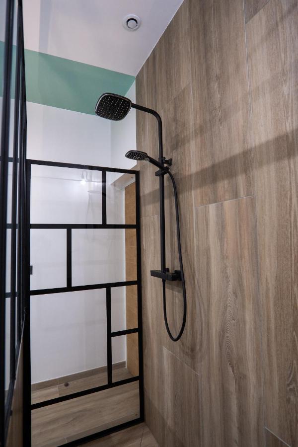 Capsule Wellness - Sauna - Balneo - Machine De Sport Privatif - Ps5 - 2 Chambres Valenciennes Exterior foto