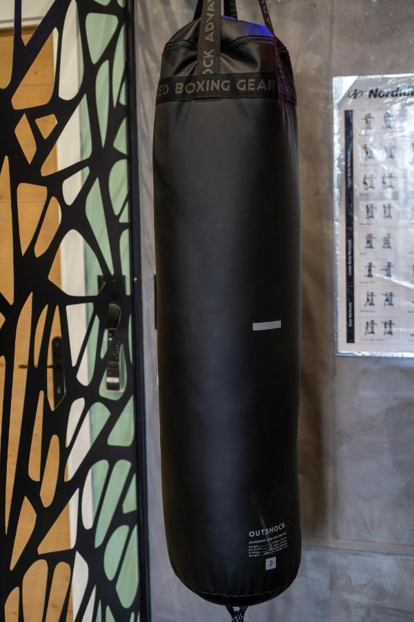 Capsule Wellness - Sauna - Balneo - Machine De Sport Privatif - Ps5 - 2 Chambres Valenciennes Exterior foto